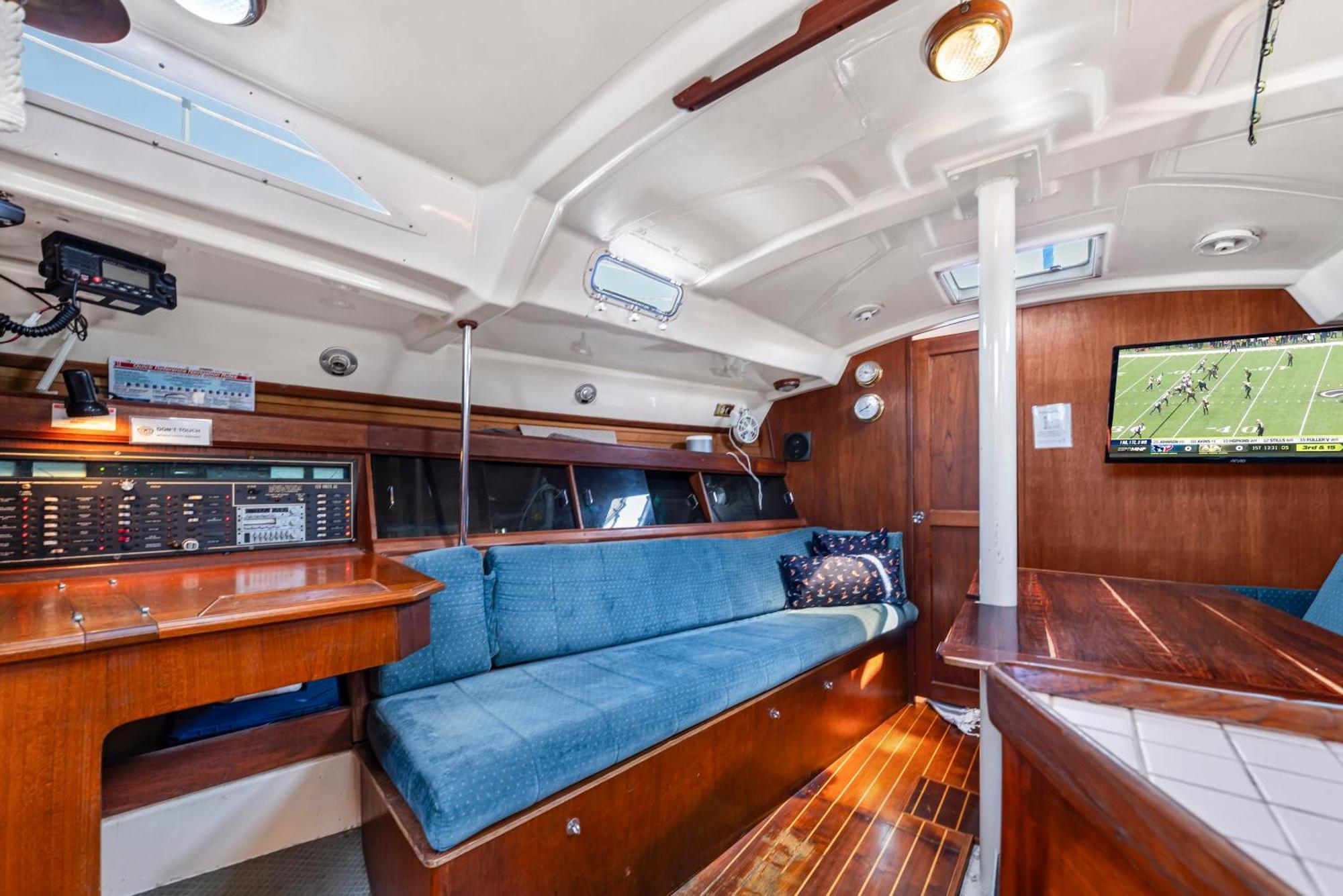 Walk Barefoot To Beach! Private Sailboat At North End, Queen Bed, En-suite Bath, Ac Hotel en barco *